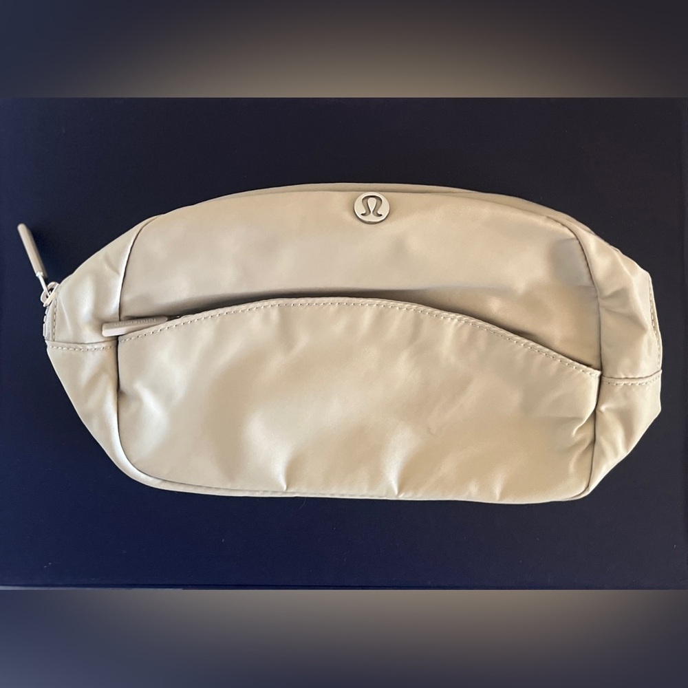 lululemon athletica Cream Bag